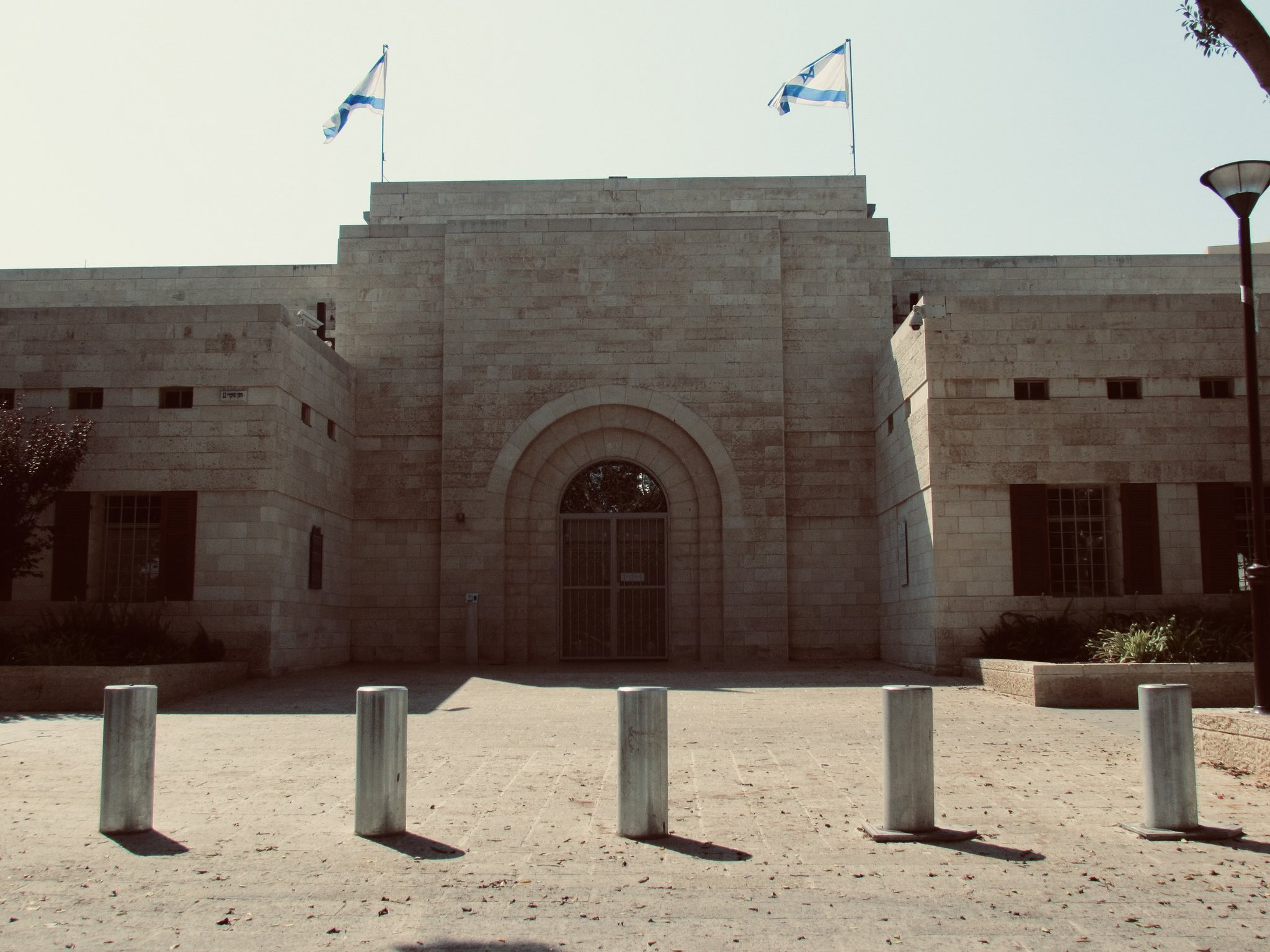 בית המשפט המנדטורי חיפה, ויקיפדיה