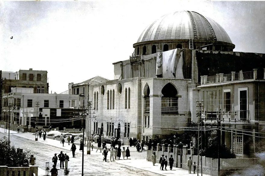 ביקורת ׳הארץ׳ על תפילת ראש השנה בתל אביב:
