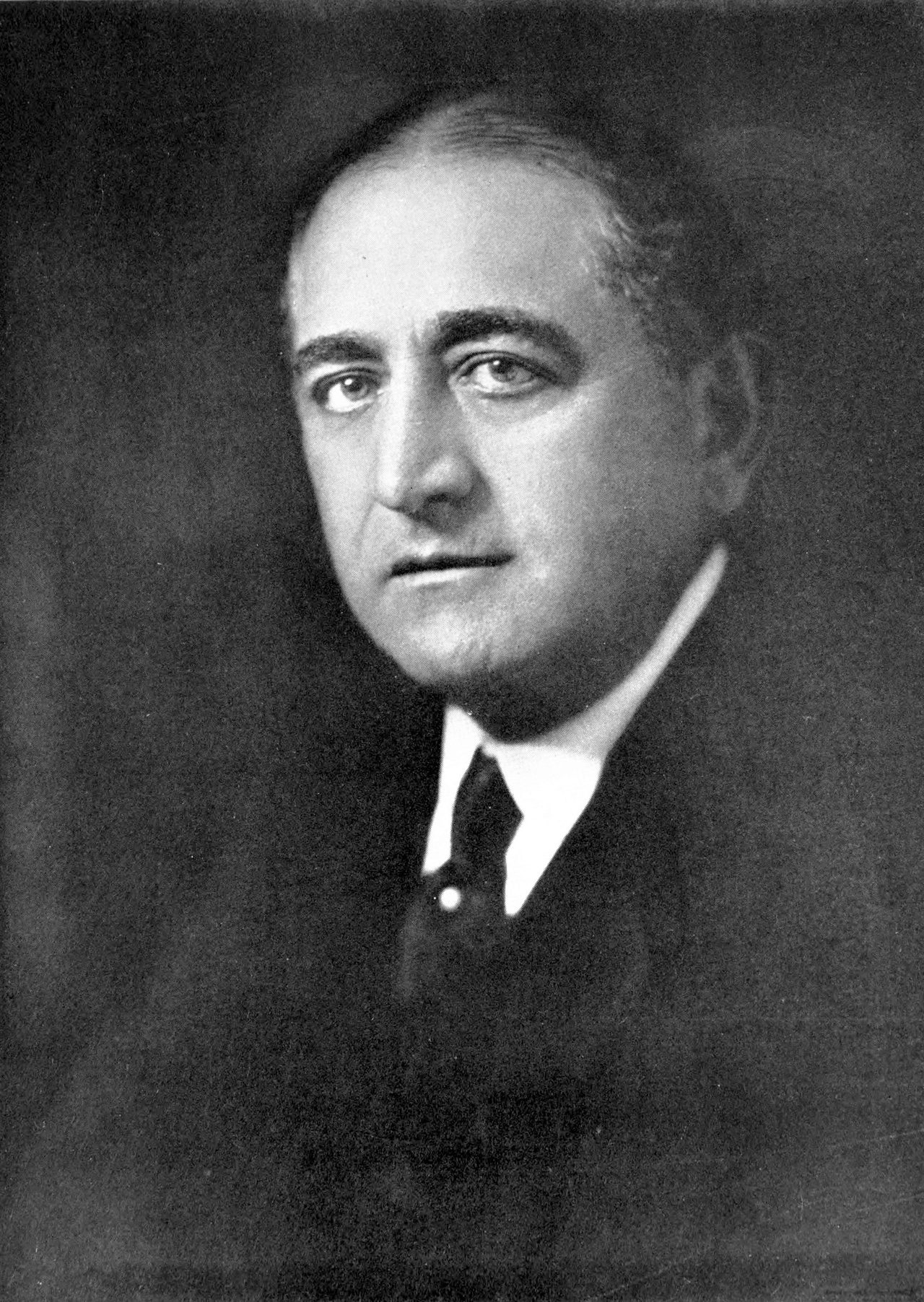 תמונה: אדולף אוקס,, 1918; ויקיפדיה. | מקור: הארץ, ארכיון העיתונות.